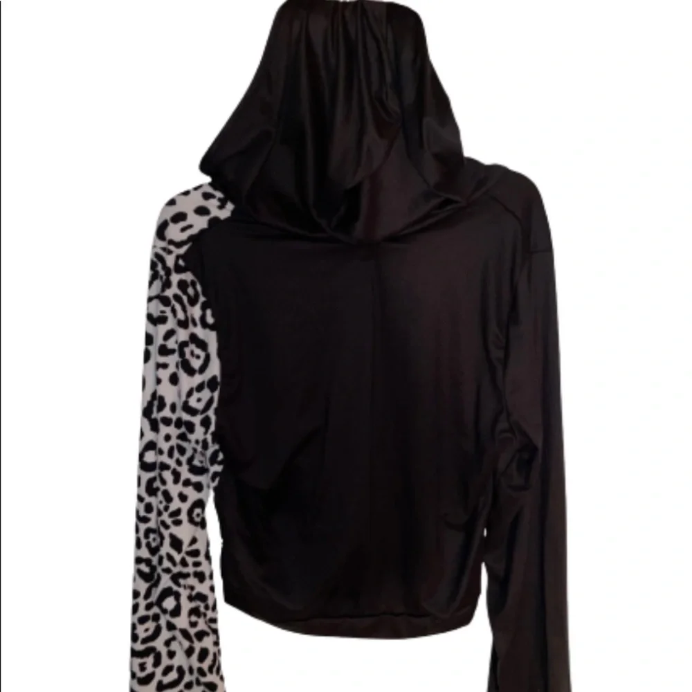 2xl black/white leopard crop hoodie NWOT - Picture 1 of 3
